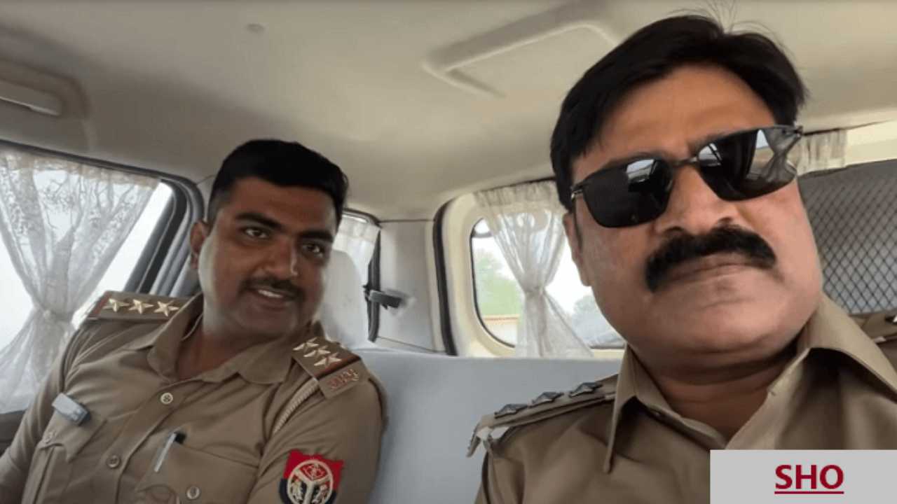 2 SHO on duty in car