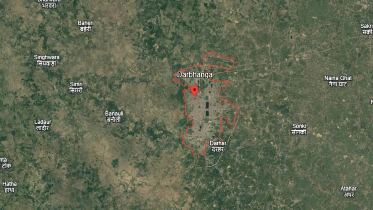 Darbhanga located in red circle, What is Darbhanga