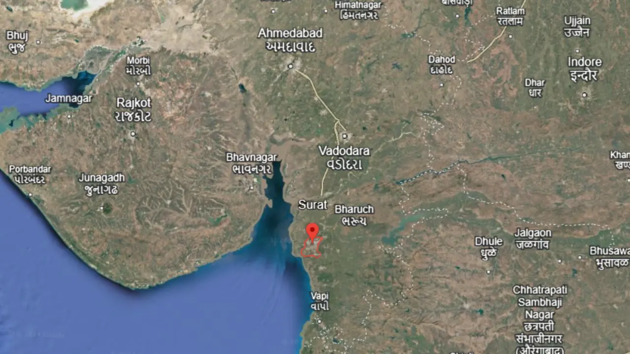 Surat located in red circle of india amp, What is Surat